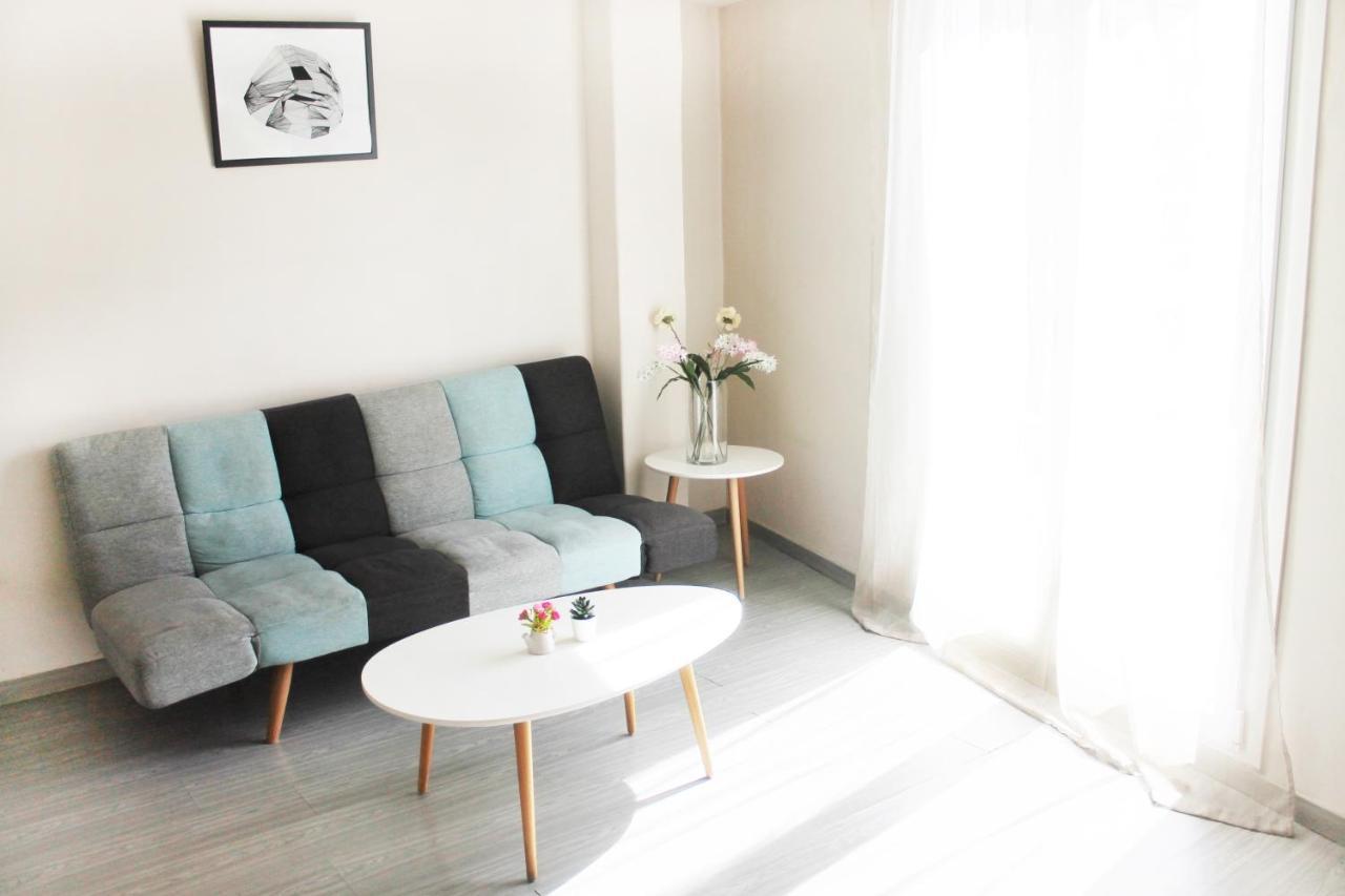 Wsd Golden Times 8 Apartment Hotel เอเธนส์ ภายนอก รูปภาพ