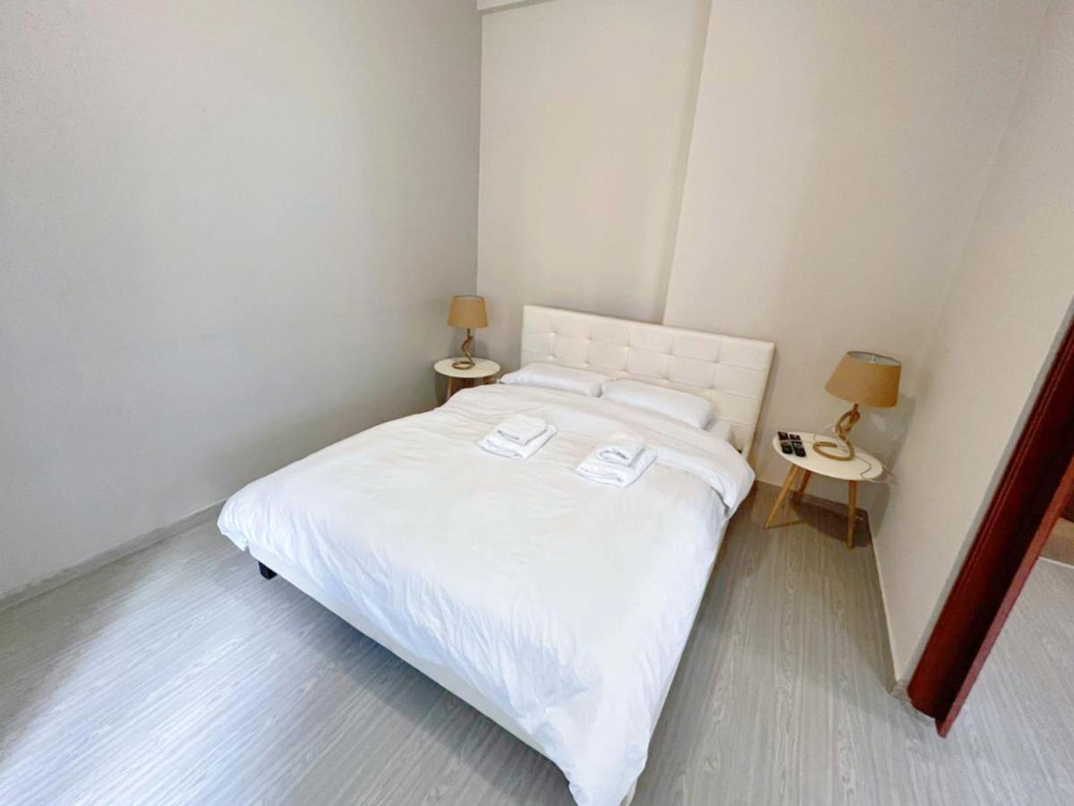 Wsd Golden Times 8 Apartment Hotel เอเธนส์ ภายนอก รูปภาพ