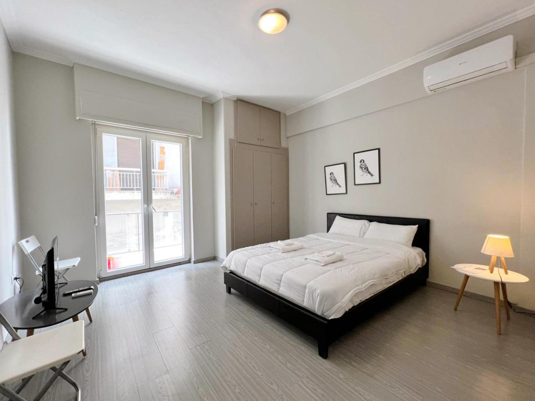 Wsd Golden Times 8 Apartment Hotel เอเธนส์ ภายนอก รูปภาพ