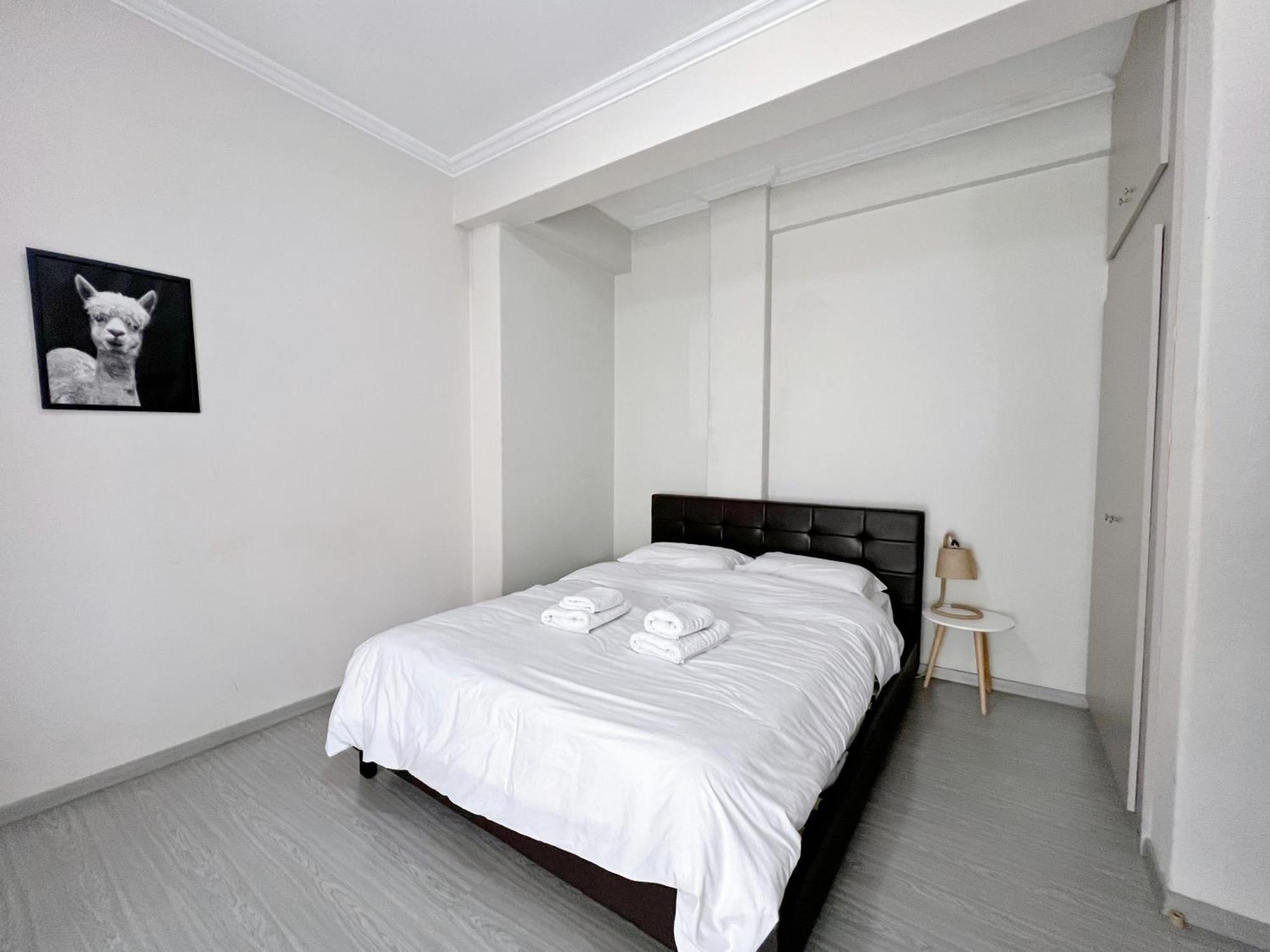 Wsd Golden Times 8 Apartment Hotel เอเธนส์ ภายนอก รูปภาพ